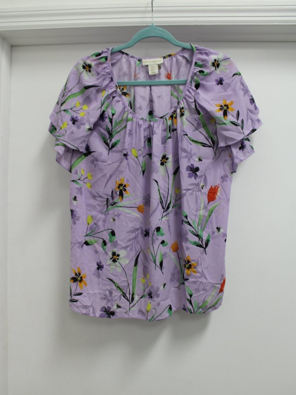 Cynthia Rowley Lavender Floral Flutter Sleeve Blouse Top - XL